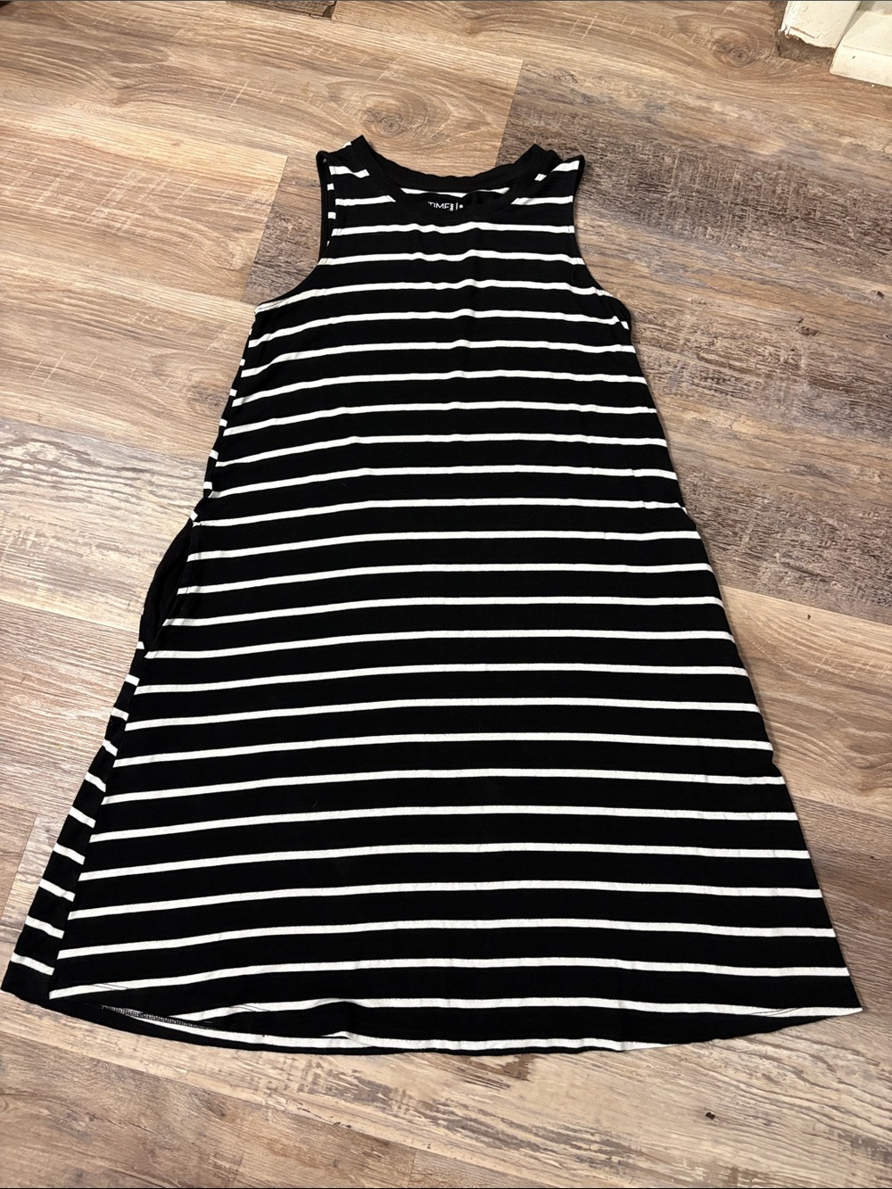 👗 Black & White Striped Sleeveless A-Line Dress